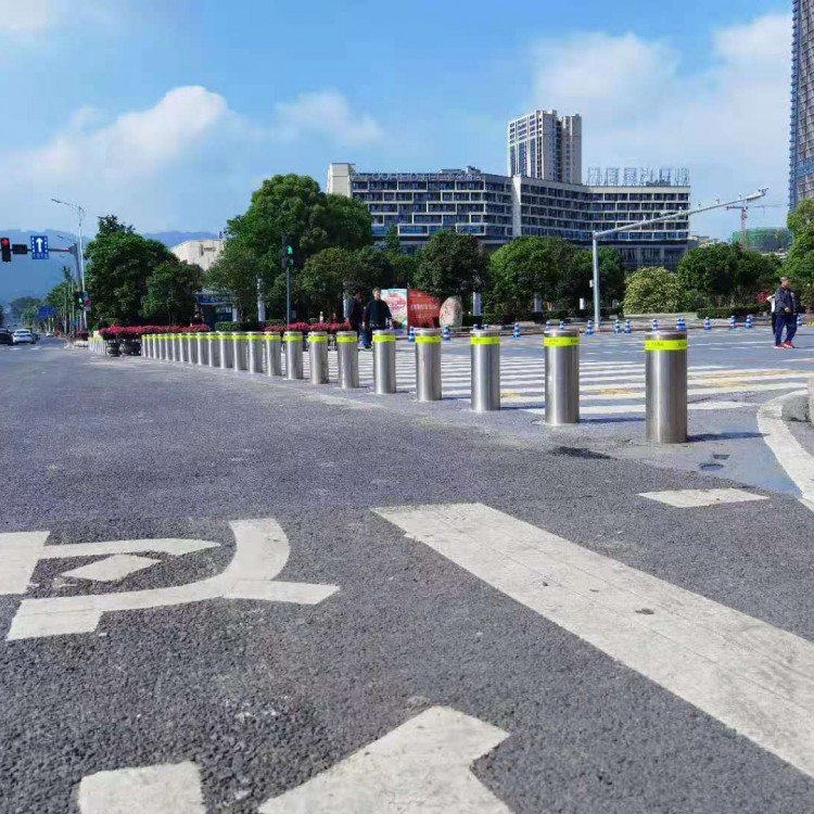 全自動升降柱校門景區(qū)步行街機(jī)場防撞柱通過實車碰撞測試手提柱