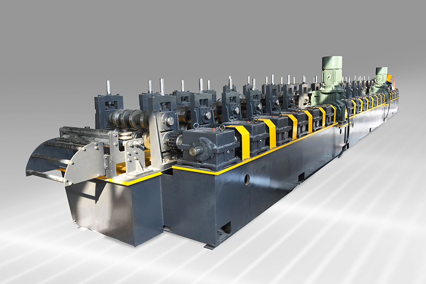 光先數(shù)控沖孔冷彎成型機輥壓設備C型鋼成型生產(chǎn)線