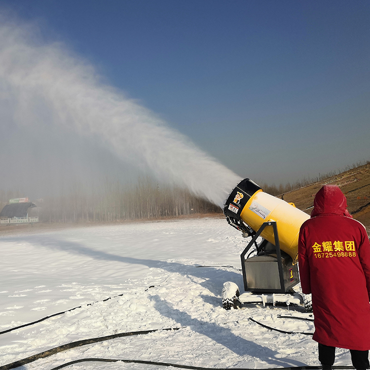 金耀戶外戲雪設(shè)備大黃蜂全自動造雪機進口核子器噴口