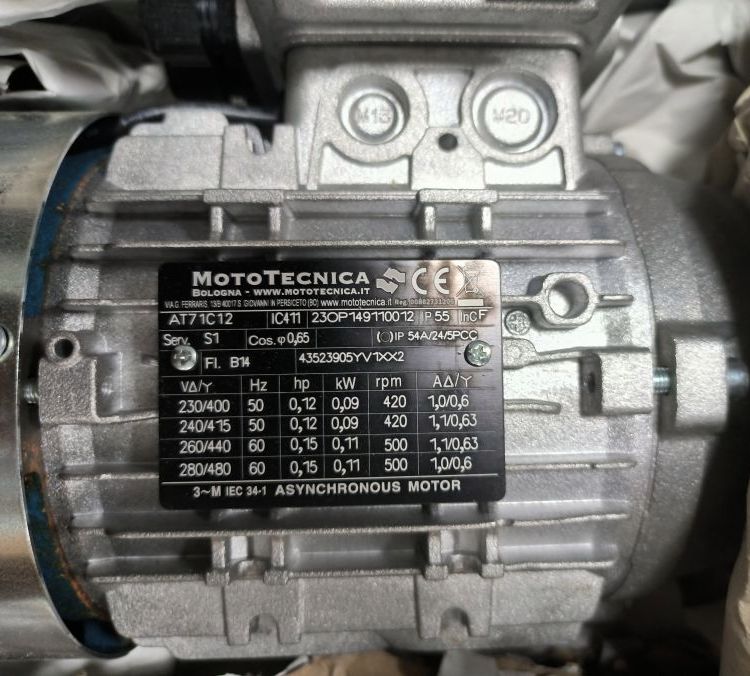 意大利原裝進口mototecnica電機AT71C12\/B14DC24VUL優(yōu)勢供應