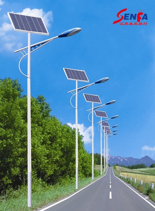 太陽能路燈LED光源鋰電池蓄電廣場(chǎng)高桿超亮源頭廠家