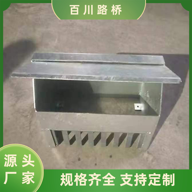 防撞護(hù)欄路燈接線箱不銹鋼橋梁穿線盒通信電纜配電箱來(lái)圖定制加工