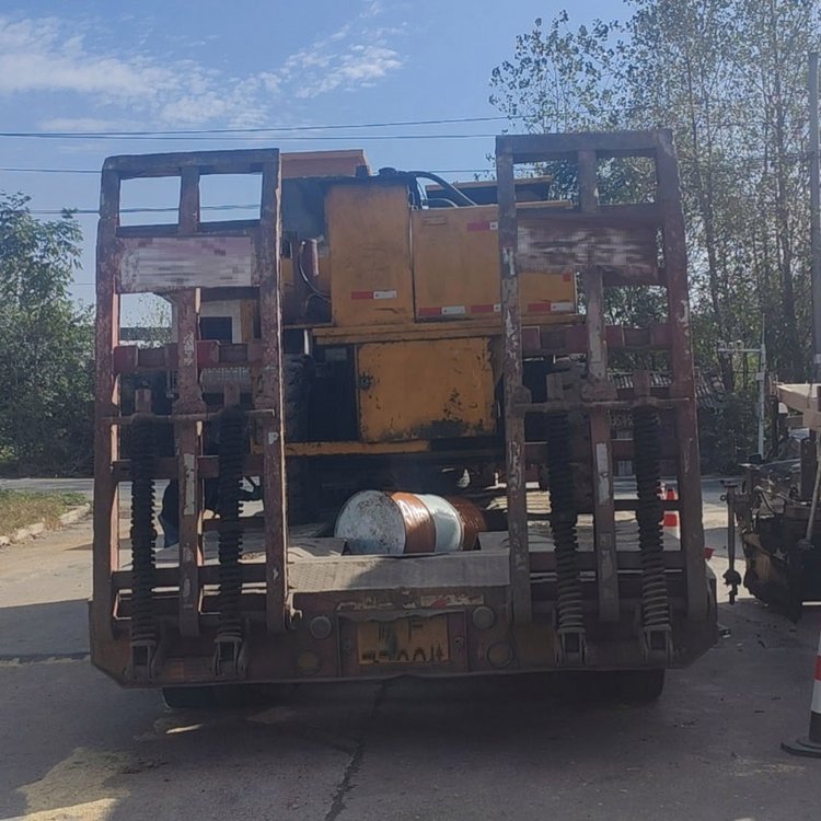 水泥路面共振破碎技術(shù)破碎機(jī)作業(yè)售后完善服務(wù)周到一站采購